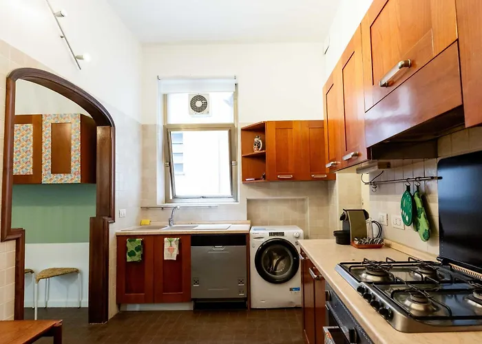 Pensionat Trieste - Zeno 48 *